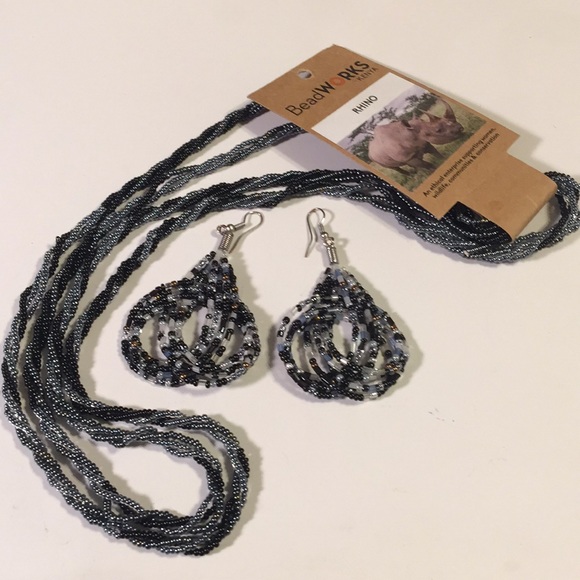 BeadWorks Kenya Jewelry - BeadWorks Kenya Necklace and earrings